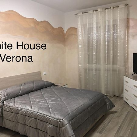 White House Apartment Verona Bagian luar foto
